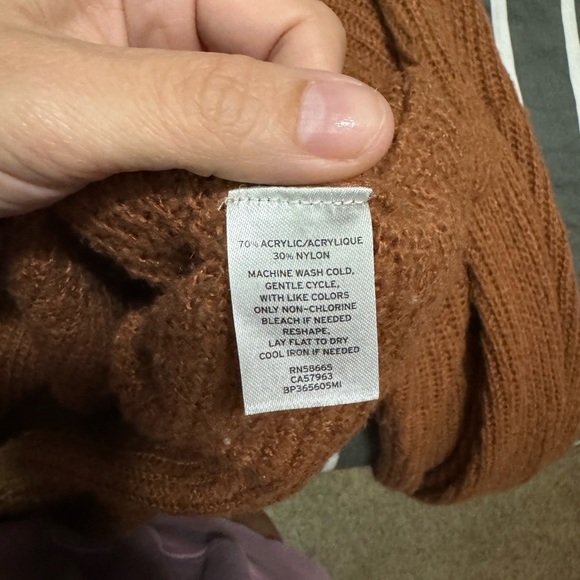 Nordstrom BP Rust Bell sleeve sweater - Picture 8 of 10